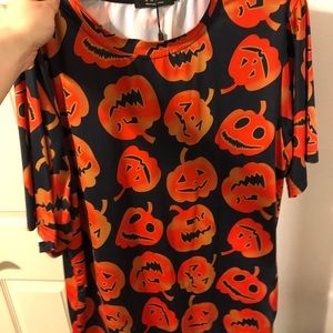 Very comfortable pumpkin print